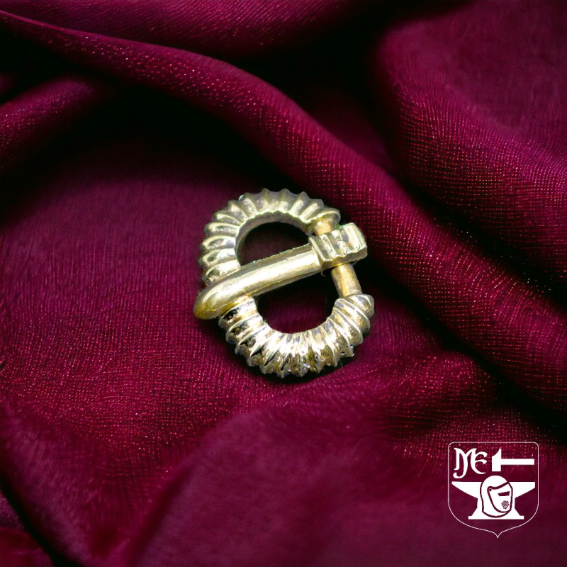 Burgundian Buckle M82